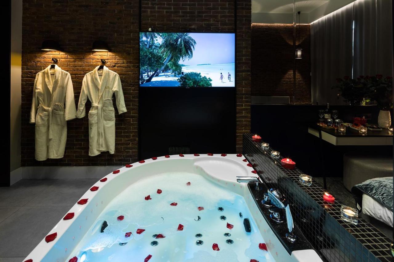 Starowislna Vip Apartamenty Jacuzzi Krasków Exterior foto