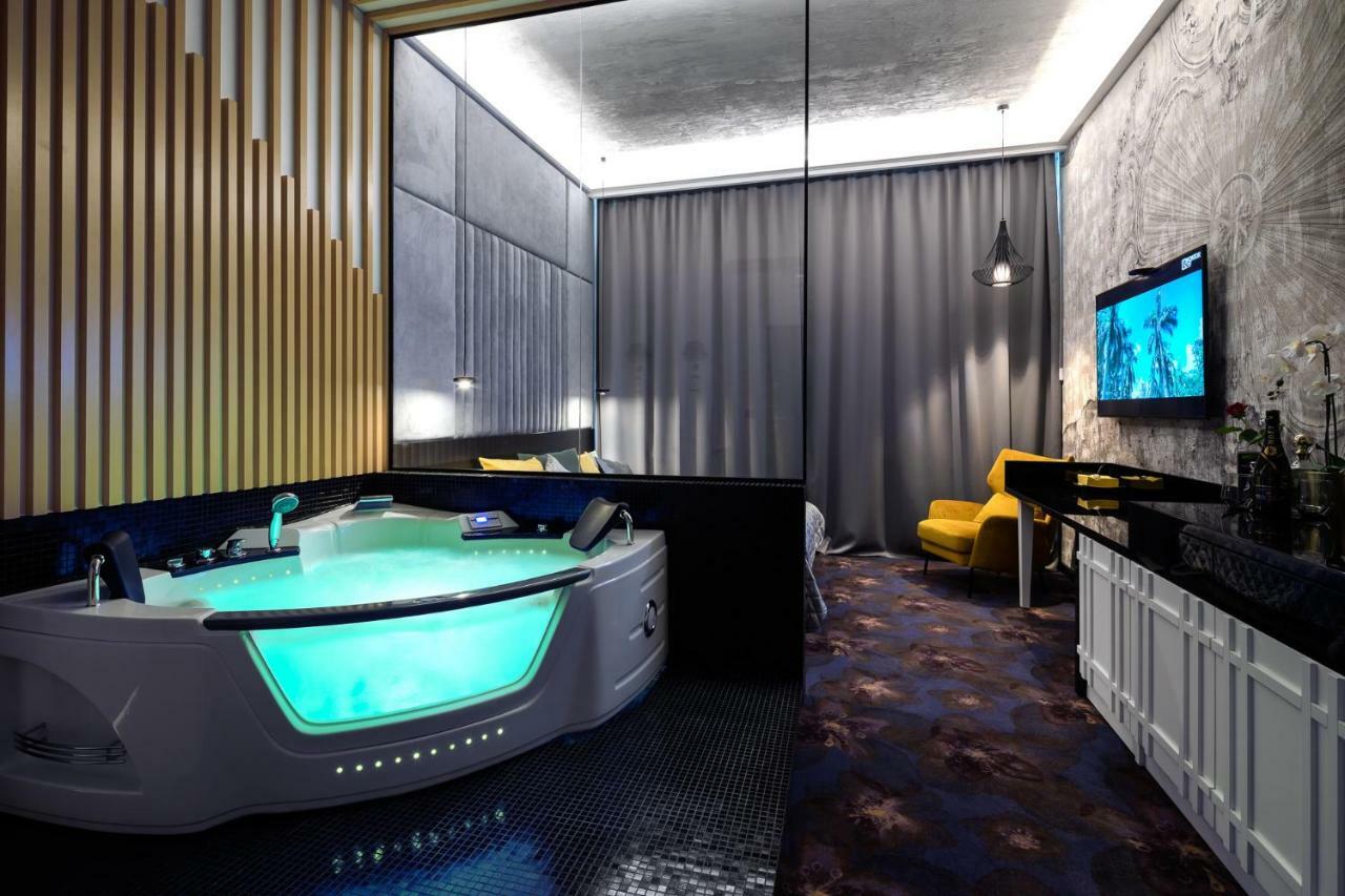 Starowislna Vip Apartamenty Jacuzzi Krasków Exterior foto